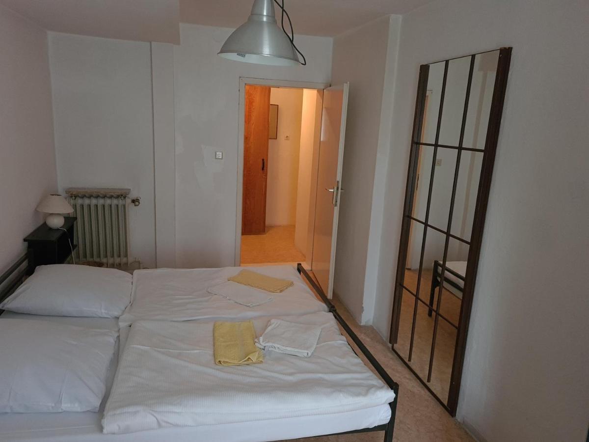 Altstadthotel Zum Goldenen Anker Lubeck Bagian luar foto
